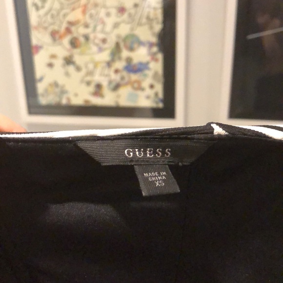 Guess Halter Top - Picture 3 of 3